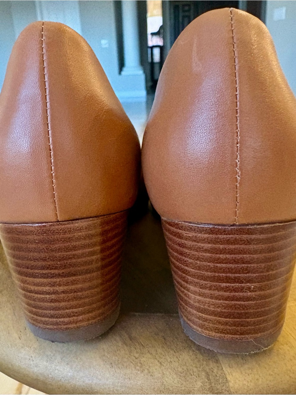 Tory Burch KIRA Tan Open-Toe Heels with Gold Logo Sandals 7M - Picture 5 of 10